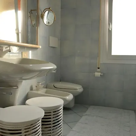 Апартаменты * Luxury Penthouse * Facing The Sea Wifi + Park