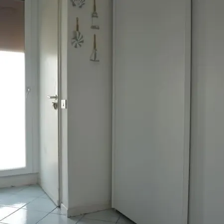 * Luxury Penthouse * Facing The Sea Wifi + Park Апартаменты