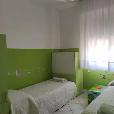 * Luxury Penthouse * Facing The Sea Wifi + Park *